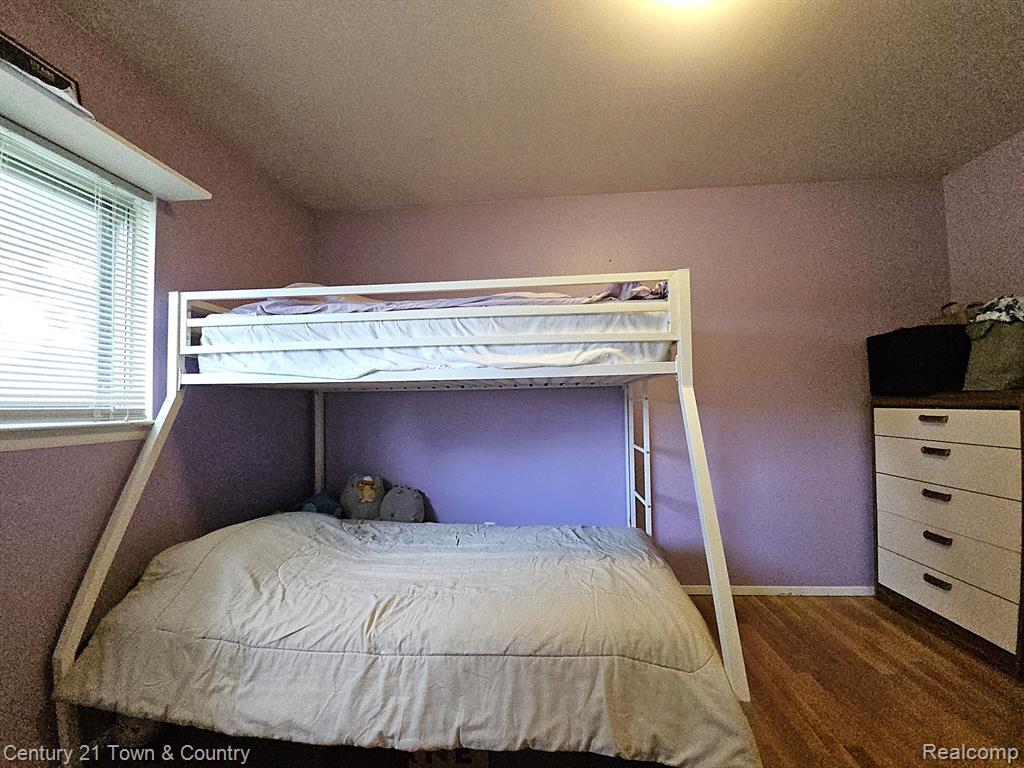 39622 University Drive, Sterling Heights, MI 48310 — Photo 17