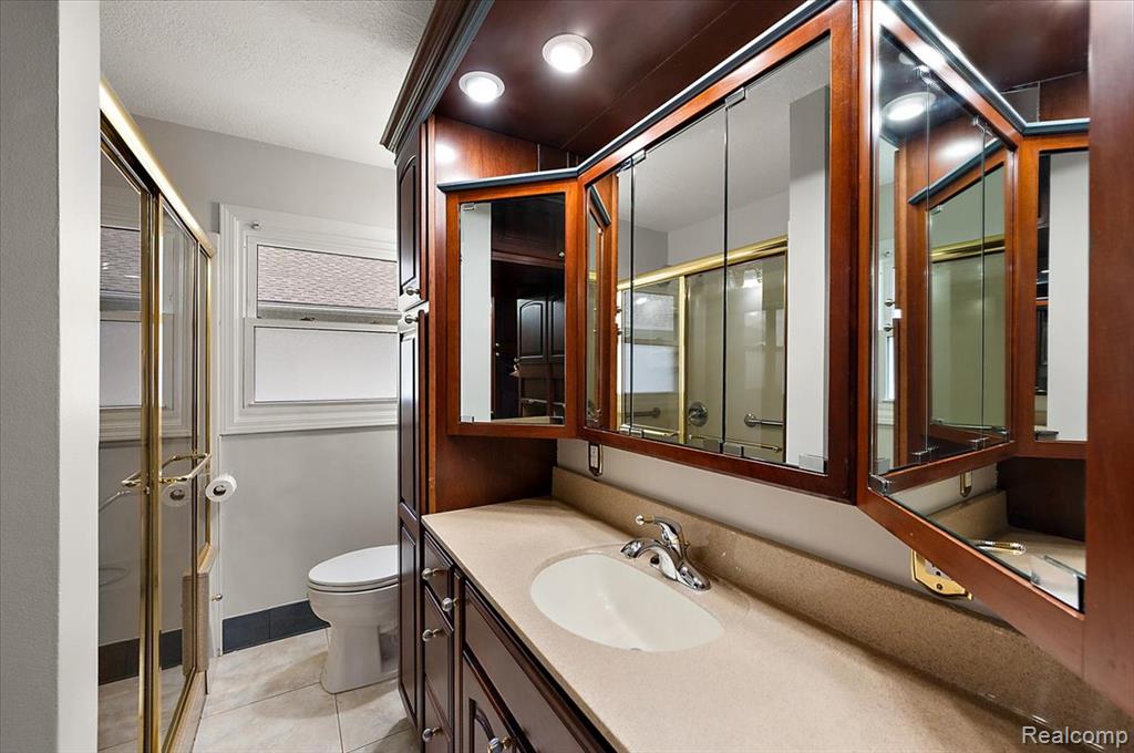 13358 Laplaisance Woods Street, La Salle, MI — Photo 34