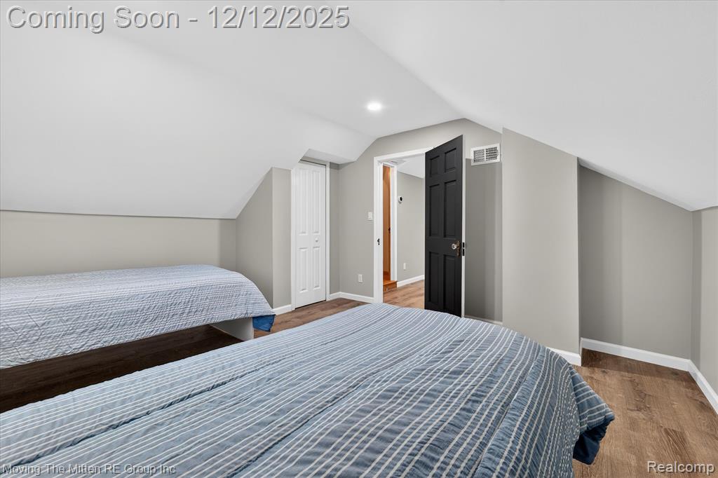 30760 Bayview Drive, Gibraltar, MI — Photo 34