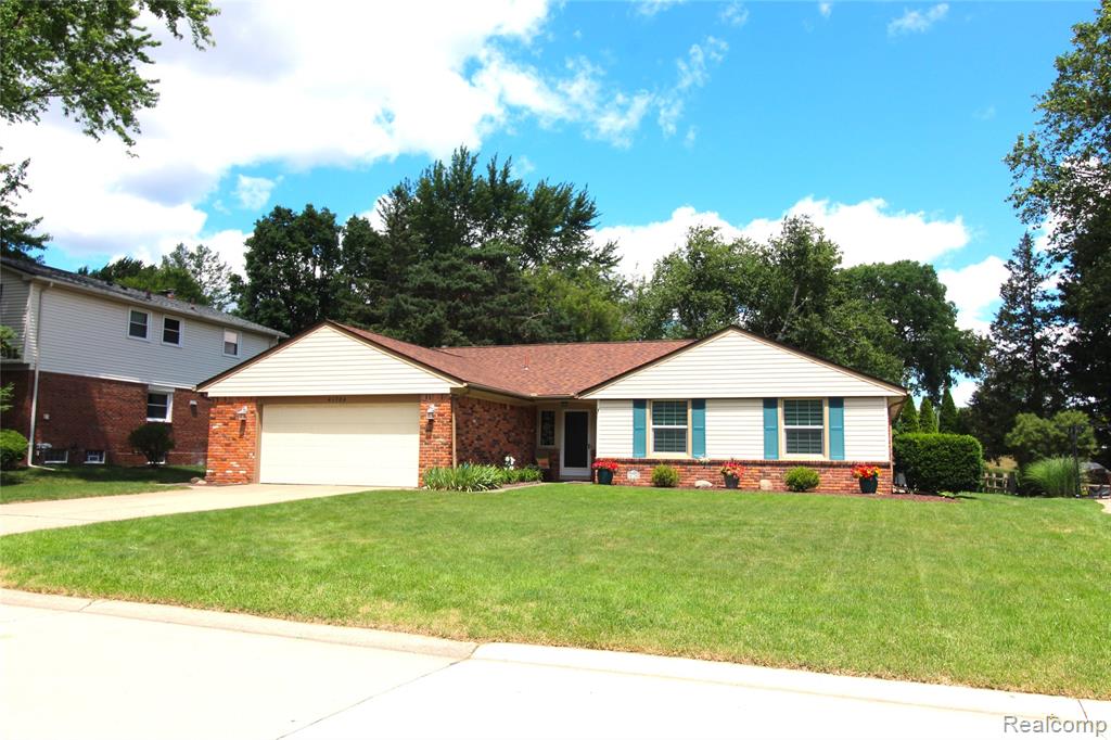 41784 Ladywood Drive, Northville, MI 48168 — Photo 42