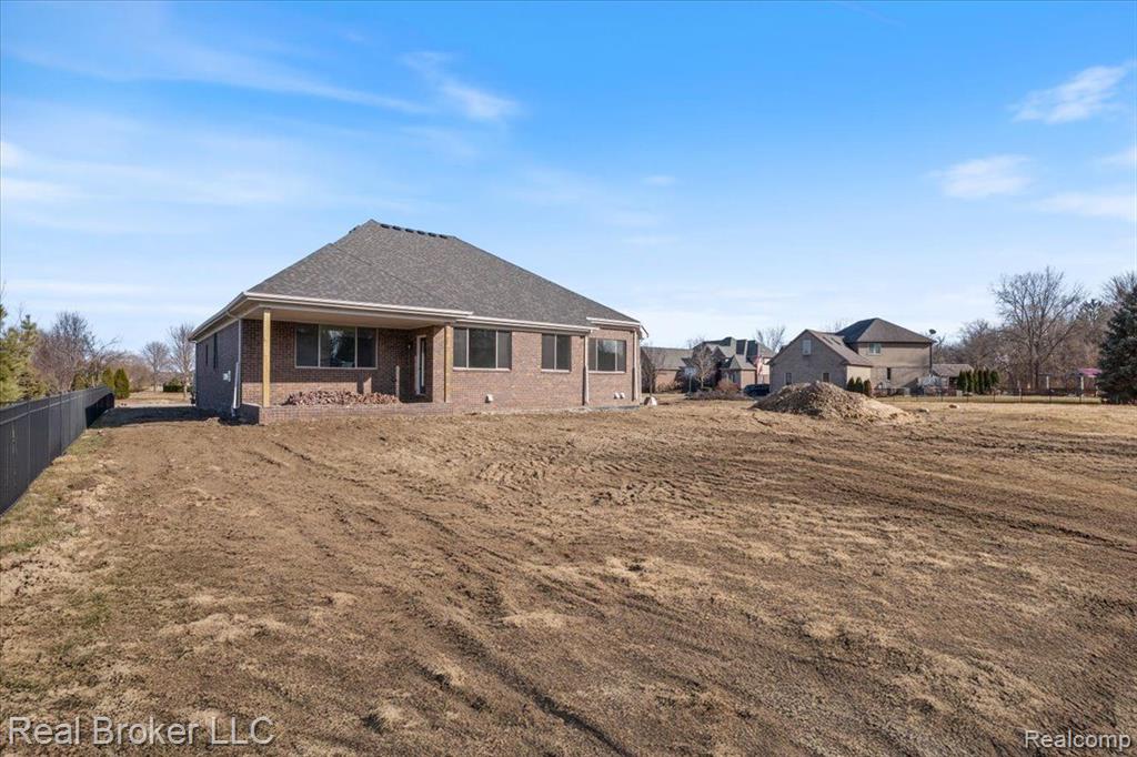 53983 STONYFORD Drive, New Baltimore, MI 48047 — Photo 10