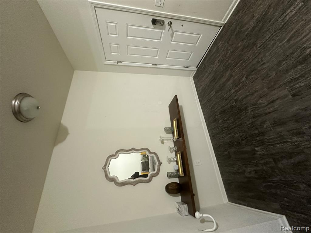 8731 QUINCY Drive, Westland, MI — Photo 29