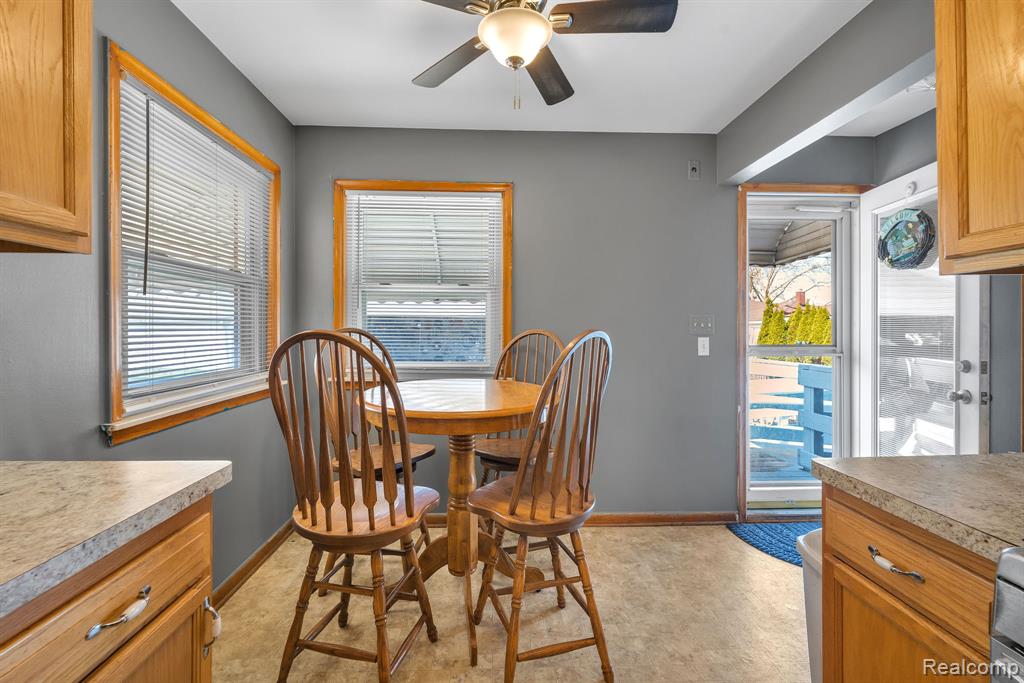 8701 Glengary Street, Dearborn Heights, MI 48127 — Photo 8