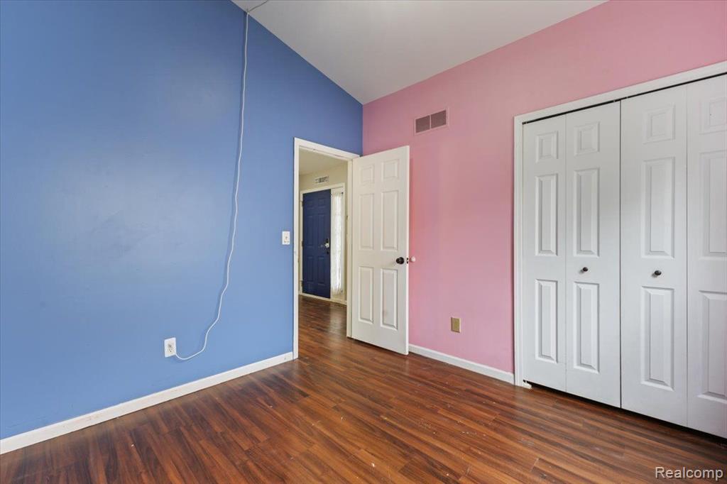 7102 MISSION HILLS Drive, Ypsilanti, MI 48197 — Photo 20