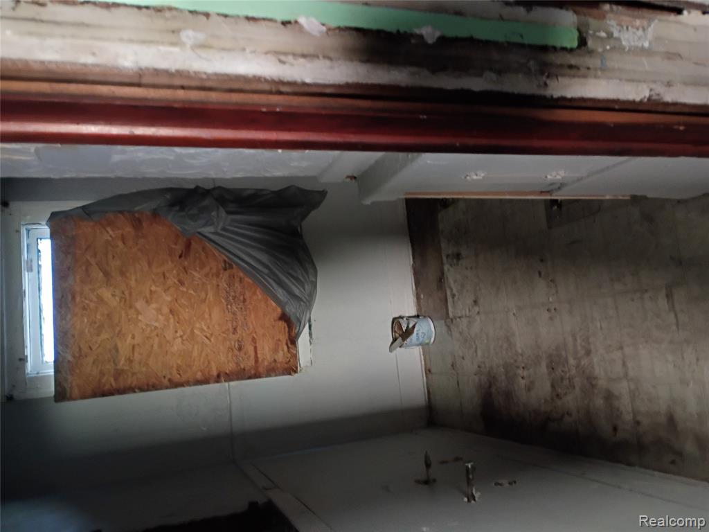 2176 Algonquin Street - Photo 3