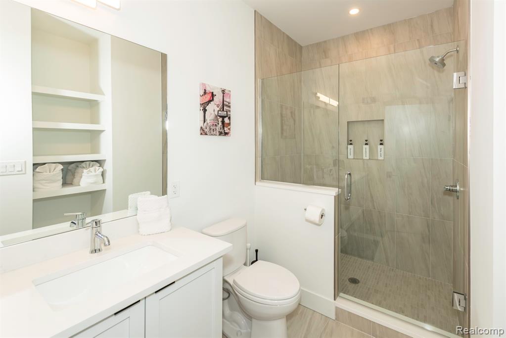 7540 Churchill Street, C20, Detroit, MI 48206 — Photo 13