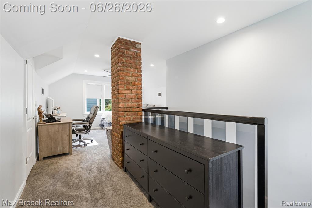 618 S Gainsborough Avenue, Royal Oak, MI 48067 — Photo 16