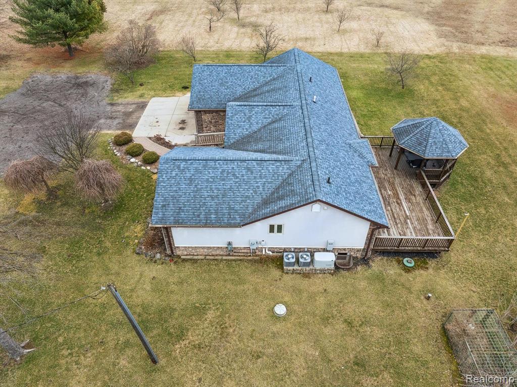 56565 10 MILE Road, South Lyon, MI 48178 — Photo 51