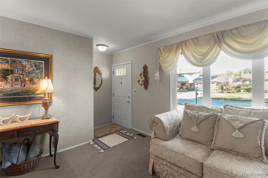 740 Sheffield Drive, Madison Heights, MI 48071 — Photo 10