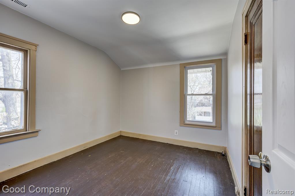 5050 THREE MILE Drive, Detroit, MI 48224 — Photo 25