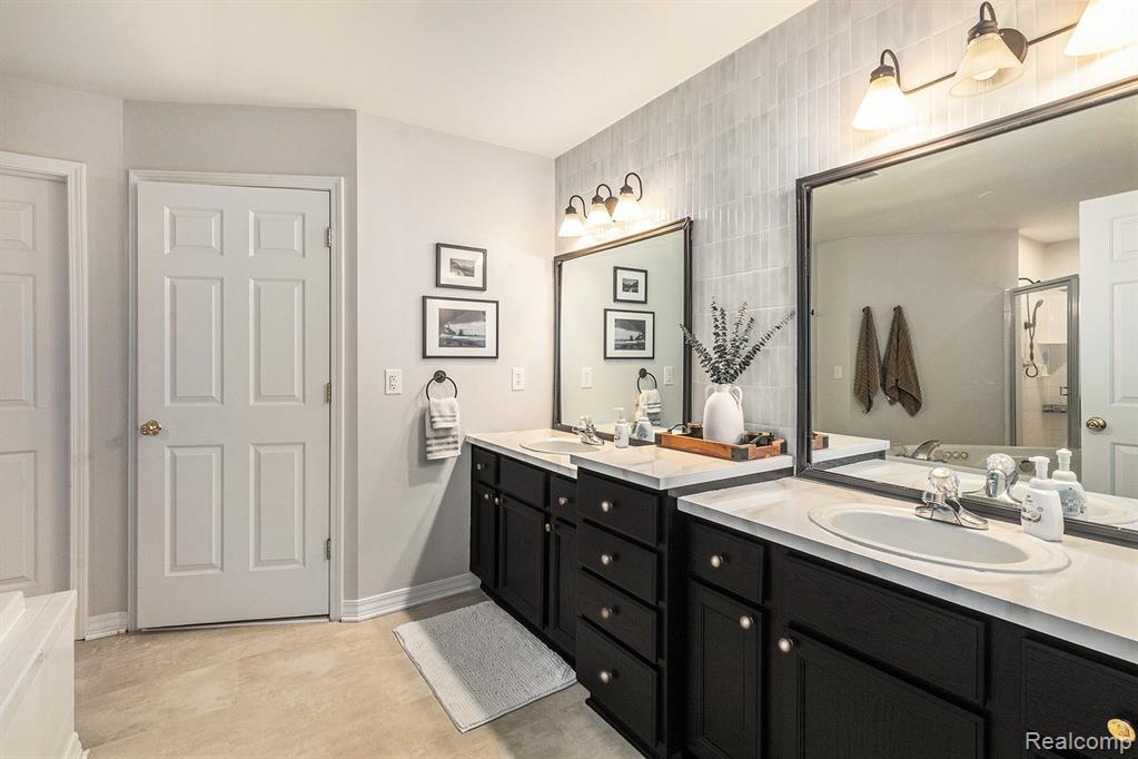 7115 Copper Creek Circle, Canton, MI 48187 — Photo 18