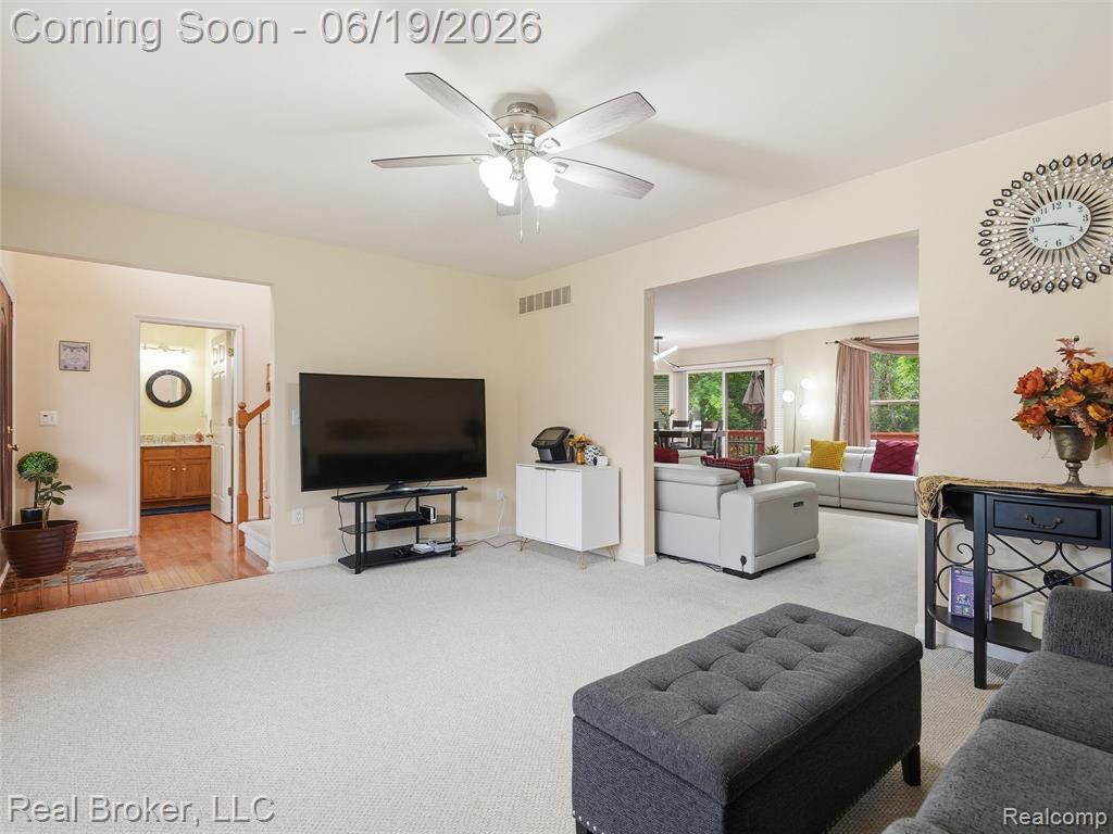 6729 Eckerman Drive, Troy, MI 48085 — Photo 14
