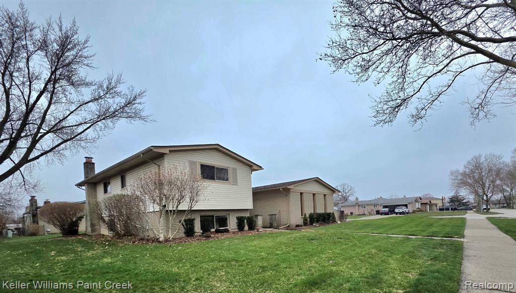4714 Pickwick Drive, Sterling Heights, MI 48310 — Photo 2