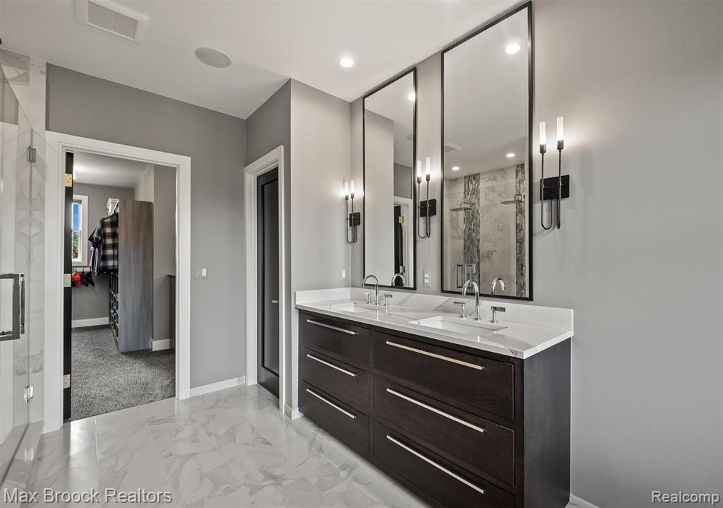 928 Montrose Avenue, Royal Oak, MI 48073 — Photo 39