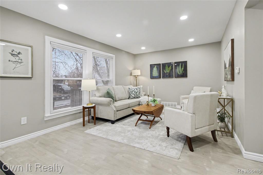 7260 Warwick Street, Detroit, MI 48228 — Photo 9