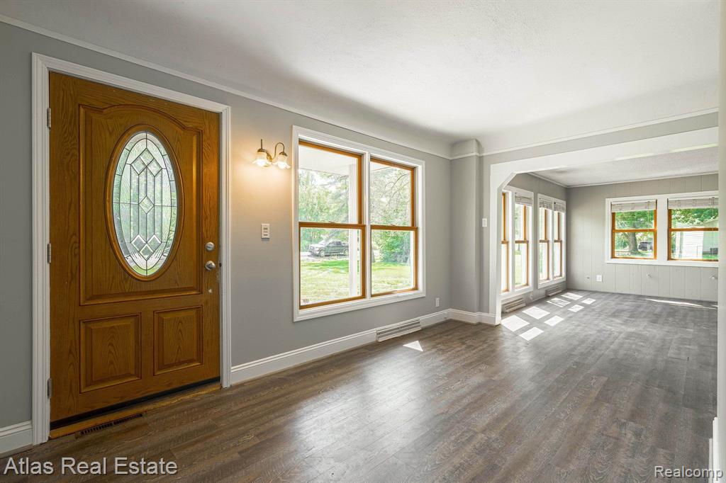 10493 Green Road, Goodrich Vlg, MI — Photo 10