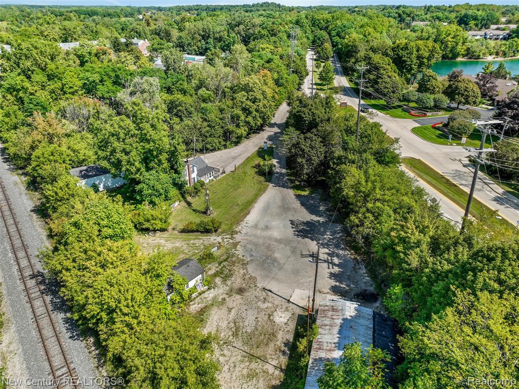 625 Griswold Street, Northville, MI 48167 — Photo 37