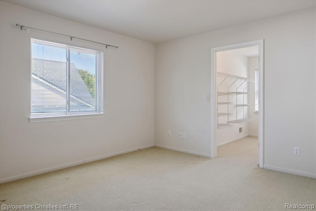 4831 Sunderland Drive, Sterling Heights, MI 48314 — Photo 34
