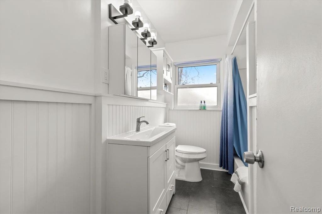 9159 NATHALINE, Redford, MI 48239 — Photo 13