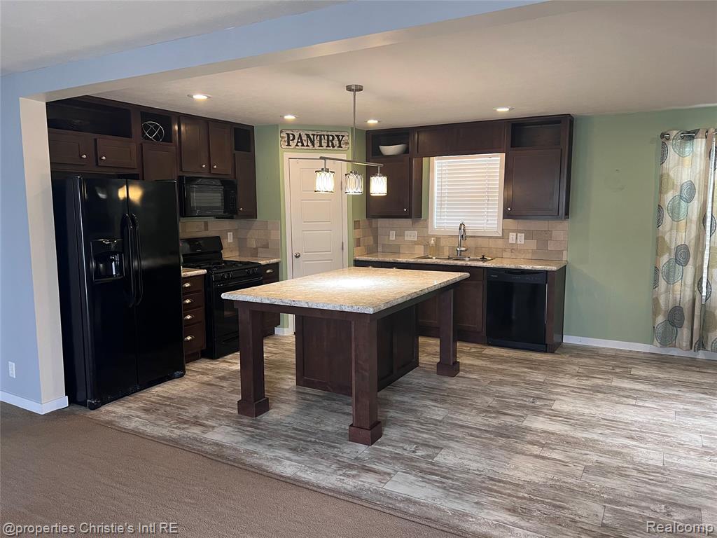 33020 Spruce Court, Lenox, MI 48048 — Photo 3