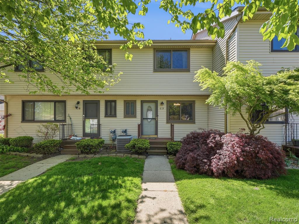 50656 Jefferson Avenue, C7, New Baltimore, MI 48047