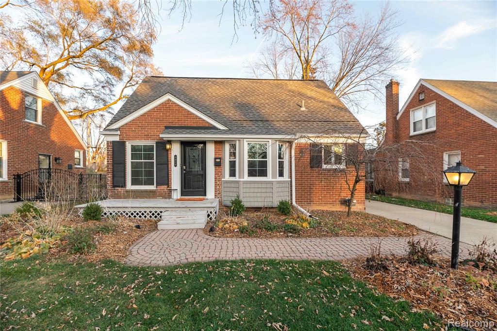 4414 Groveland Avenue, Royal Oak, MI 48073 — Photo 2