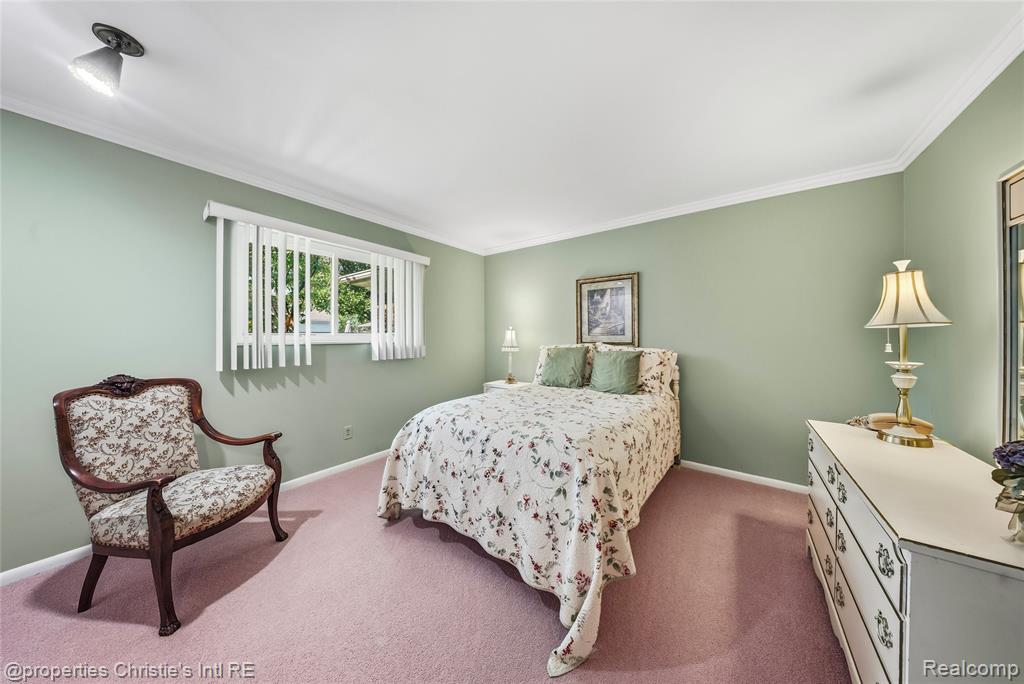 713 Moorland Drive, Grosse Pointe Woods, MI 48236 — Photo 15