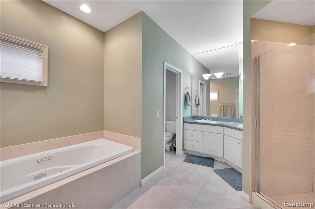 1518 Wildwood Court, Flint, MI 48532 — Photo 15