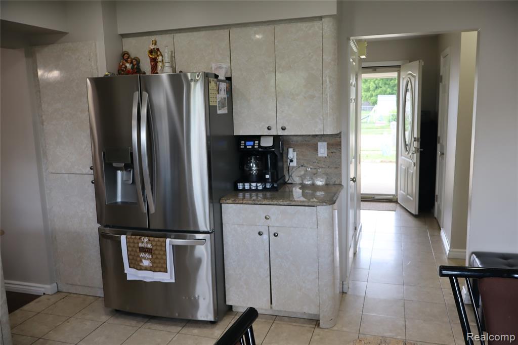 39552 Forbes Drive, Sterling Heights, MI 48310 — Photo 20