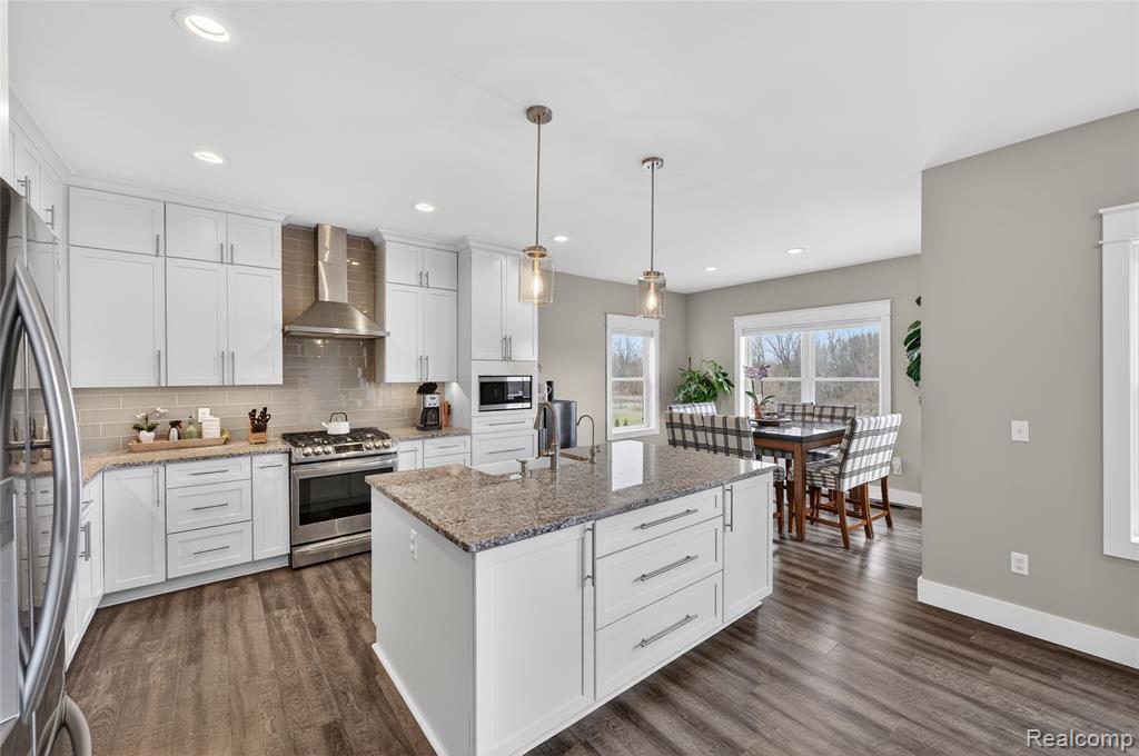 5360 Stone Garden Drive, Howell, MI 48843 — Photo 9