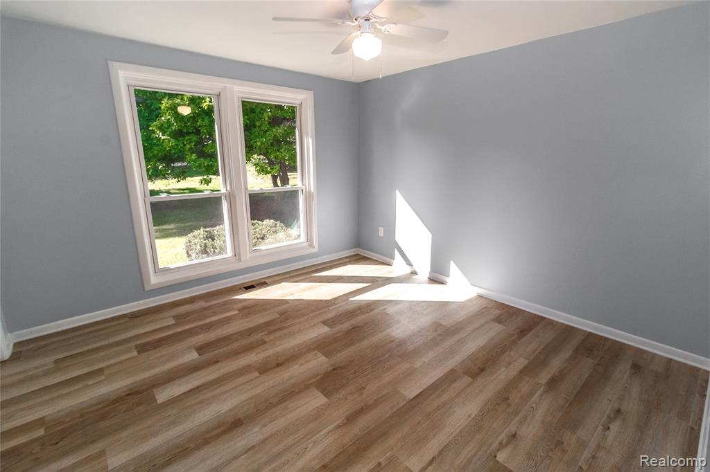 6208 Marathon Road, Otter Lake, MI 48464 — Photo 9
