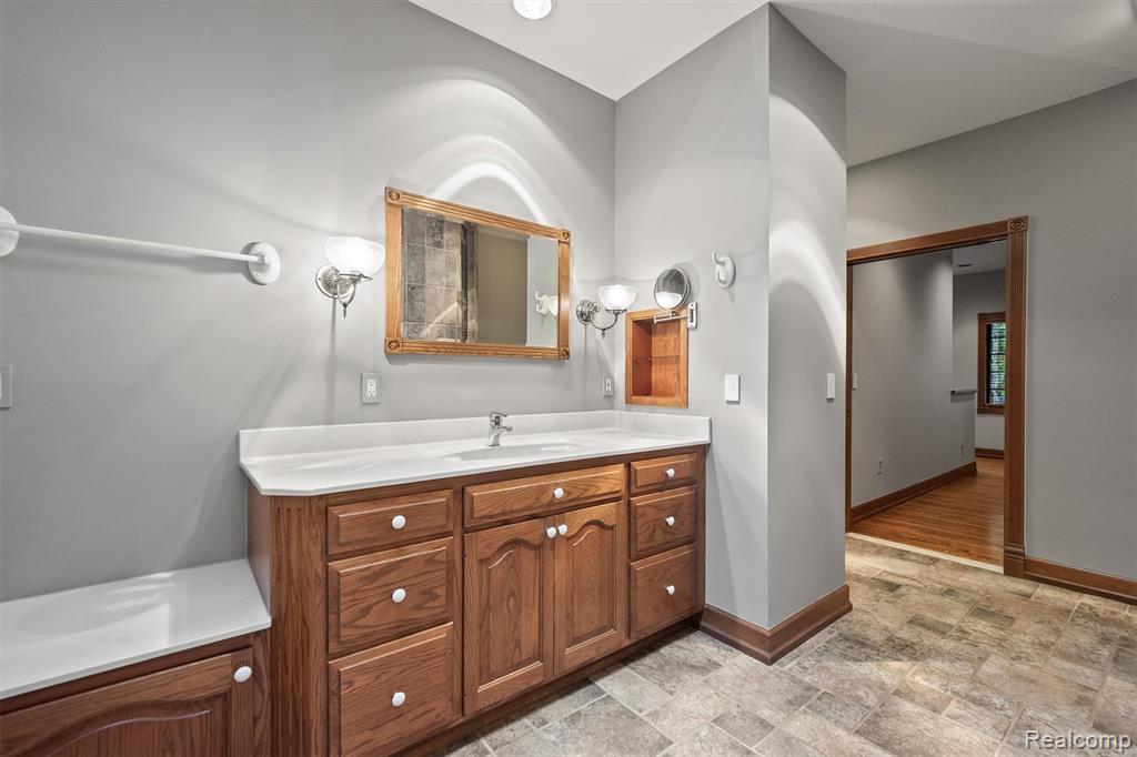 9736 Cross Creek Drive, South Lyon, MI 48178 — Photo 21