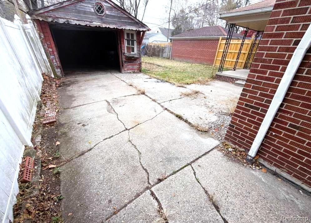 7483 Mettetal Street, Detroit, MI 48228 — Photo 23