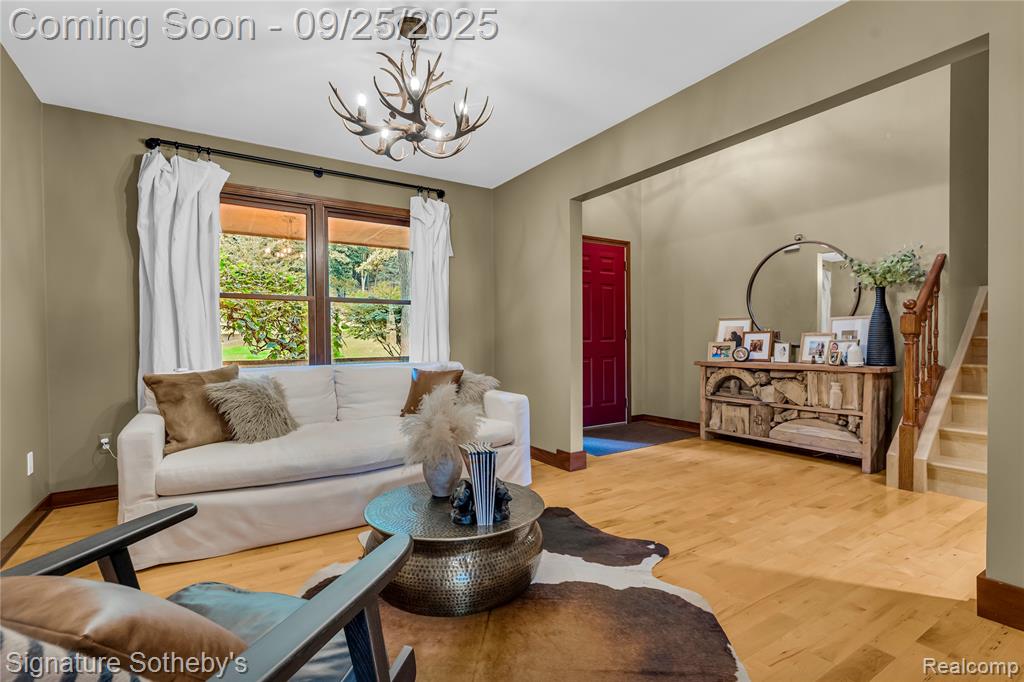 5226 Forest Valley Drive, Clarkston, MI 48348 — Photo 16