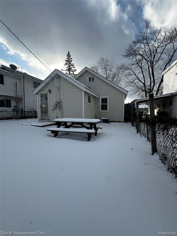 7286 Gilman Street, Westland, MI — Photo 2