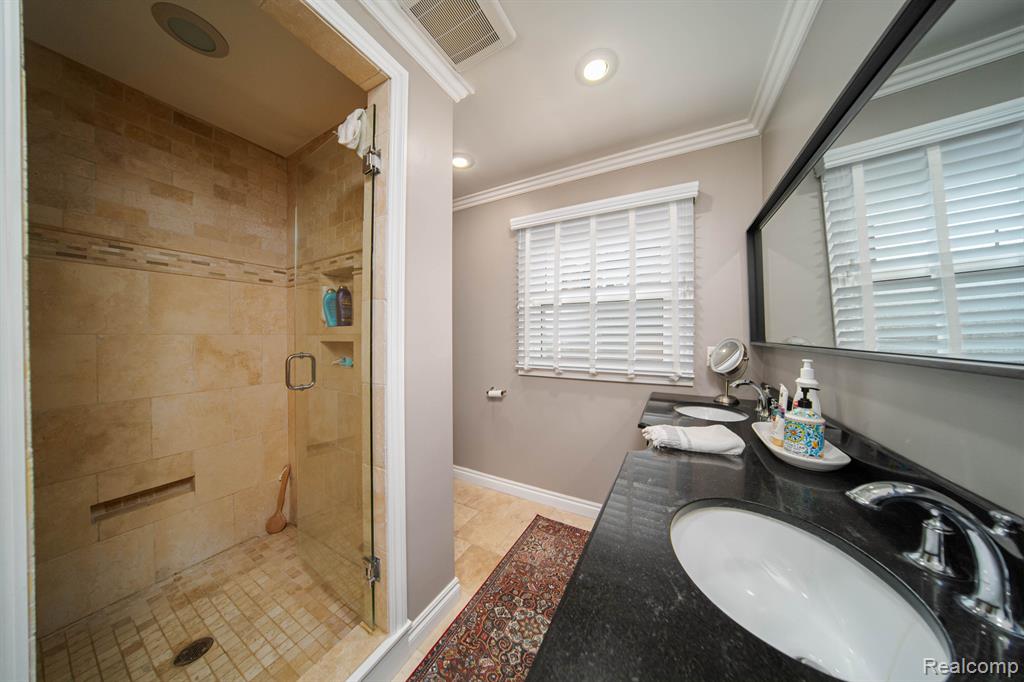 4308 ARDEN, Royal Oak, MI 48073 — Photo 16