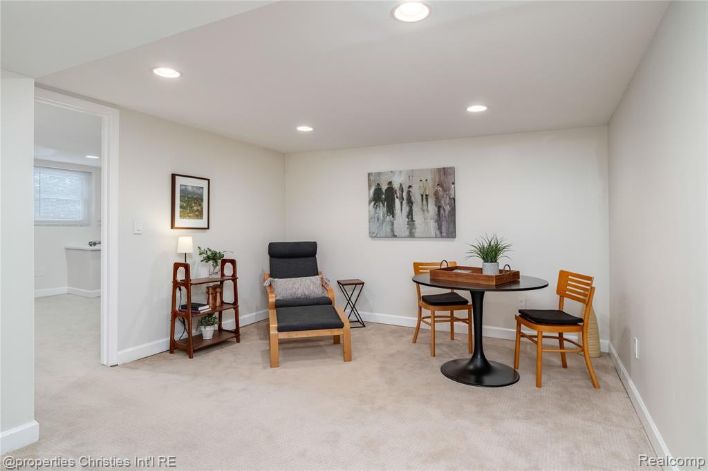 48790 Pinehill Drive, Plymouth, MI 48170 — Photo 40