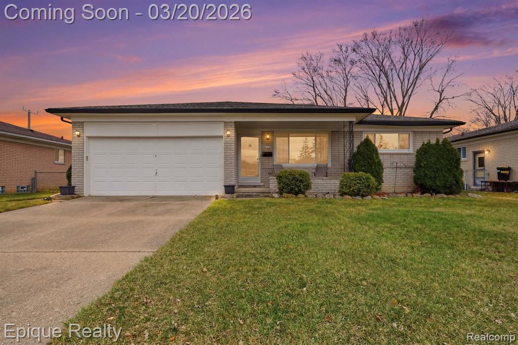 4272 Gunther Drive, Sterling Heights, MI 48310 — front exterior