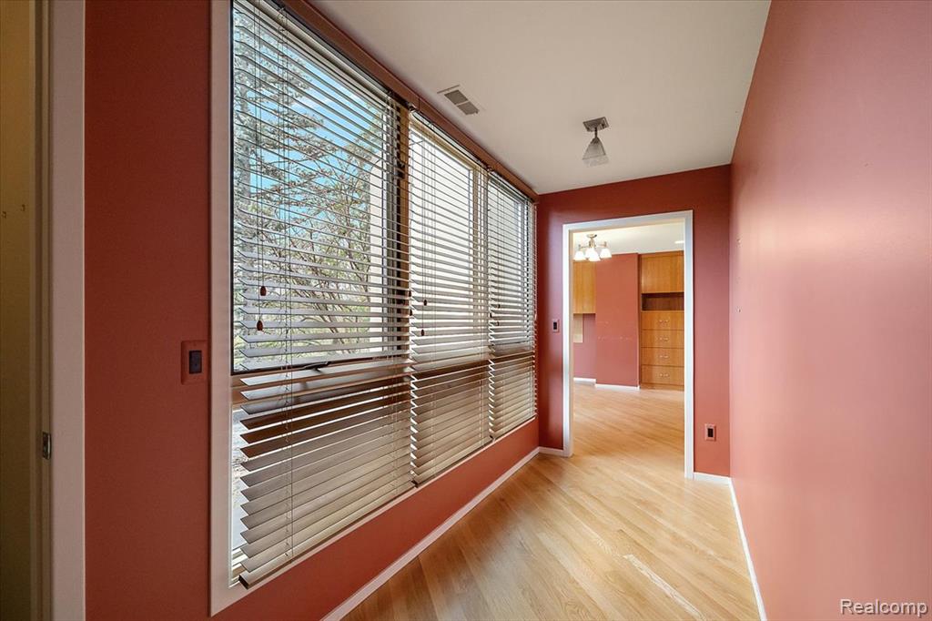 700 Lakeside Drive, Birmingham, MI 48009 — Photo 28