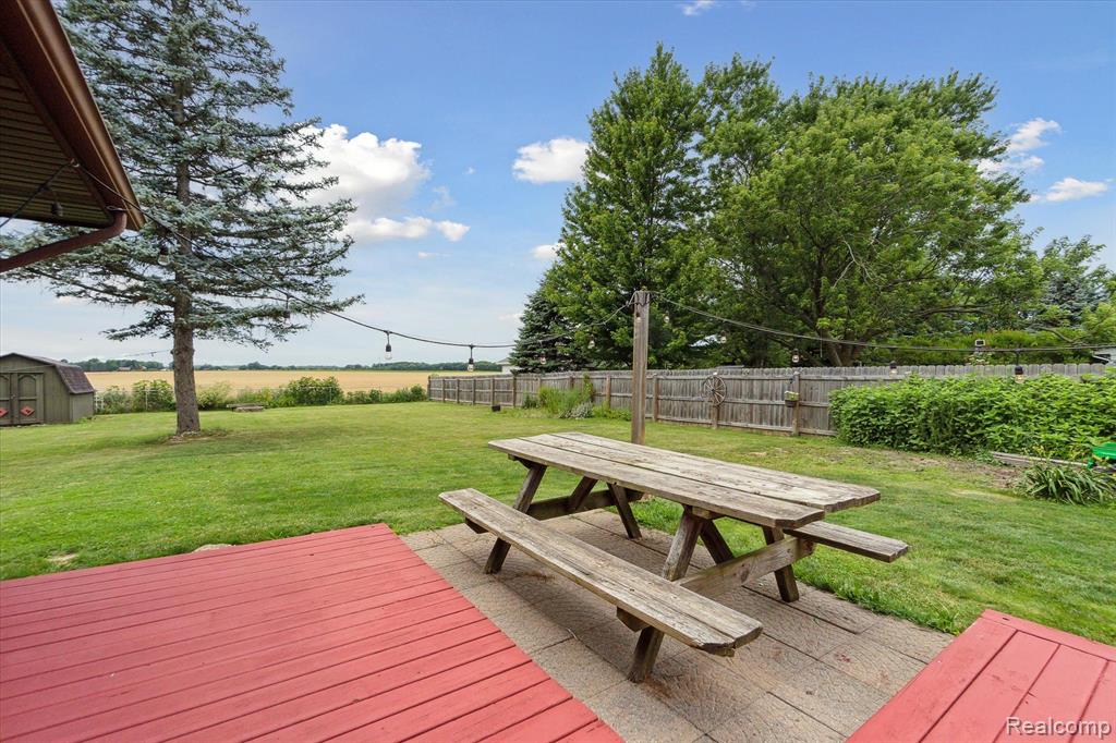 4466 VAN VLEET Road, Swartz Creek, MI 48473 — Photo 7