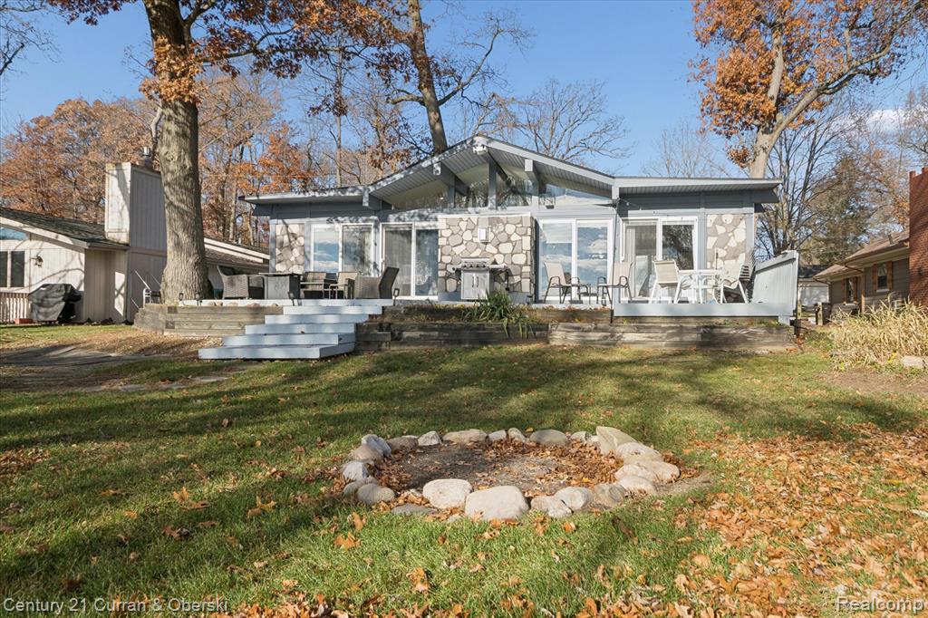 2662 Vineyard Lane, Brooklyn, MI 49230 — Photo 47