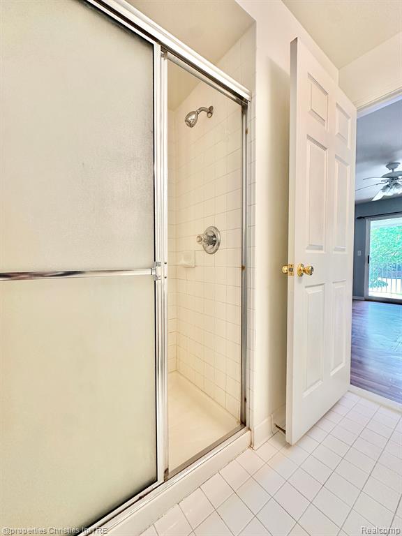 4235 BERKSHIRE Drive, Sterling Heights, MI 48314 — Photo 15