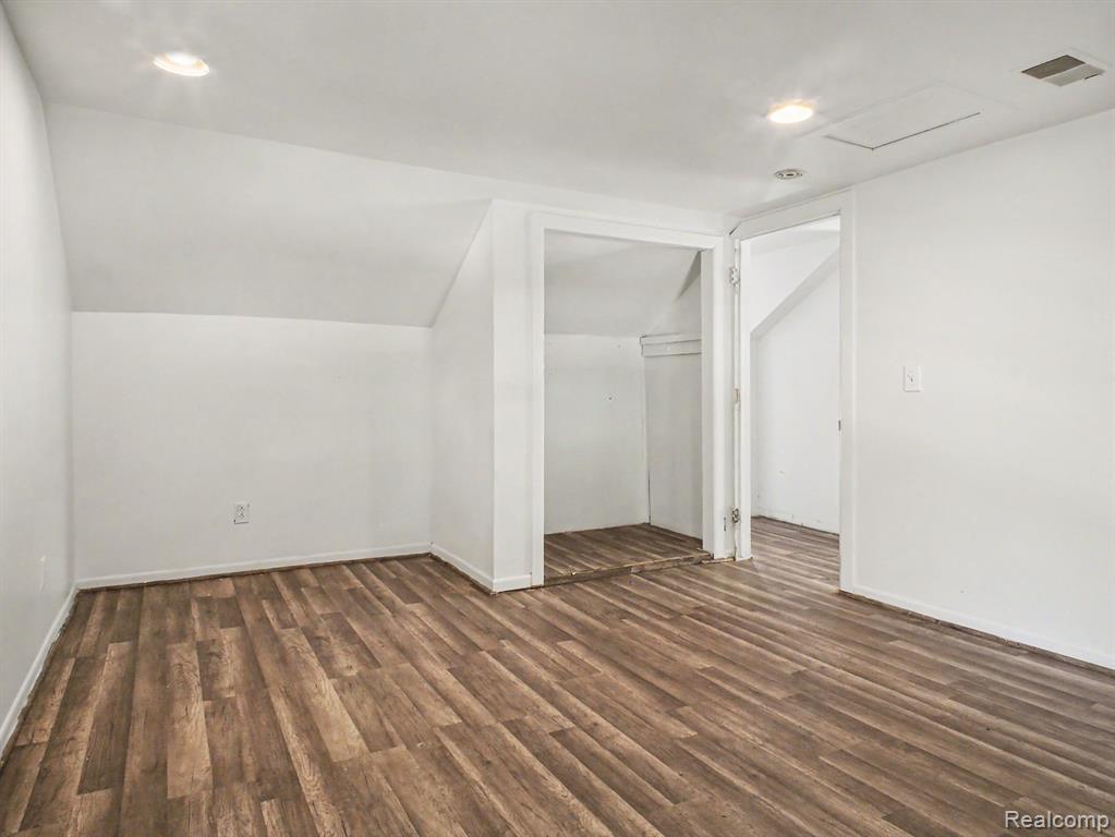 5272 W Frances Road, Clio, MI 48420 — Photo 9