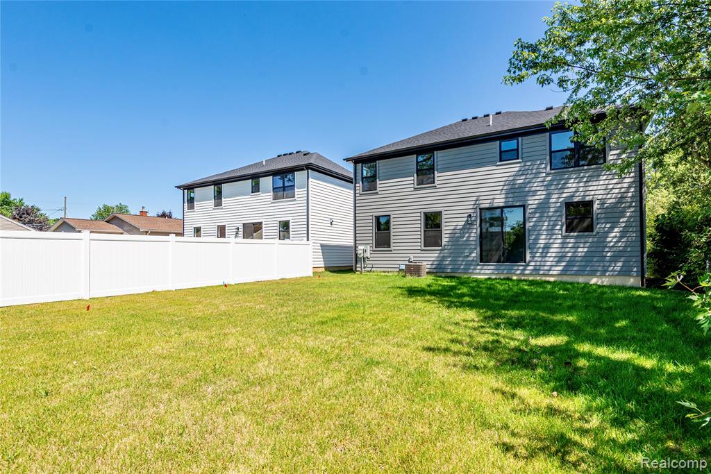 4101 Devon Road, Royal Oak, MI 48073 — Photo 38