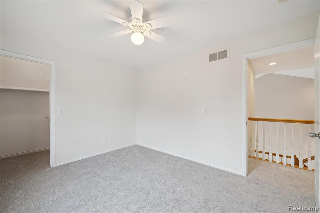 55712 LANCEWOOD Drive, Shelby Twp, MI 48316 — Photo 36