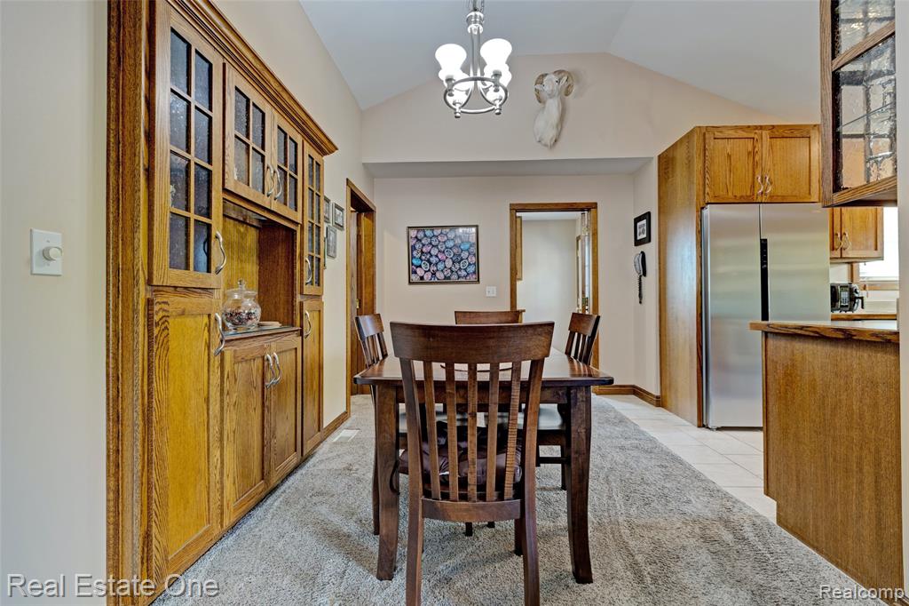 5899 Cobblestone Drive, Almont, MI 48461 — Photo 5