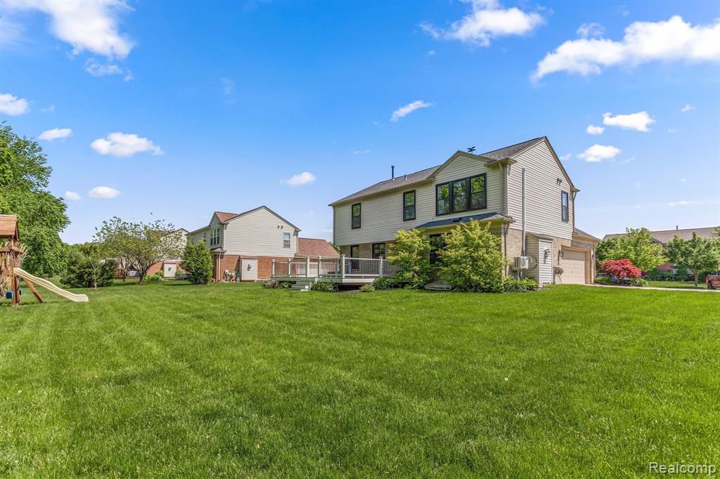 48464 GREENWICH Lane, Canton, MI 48188 — Photo 31