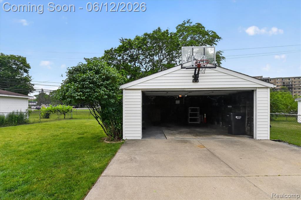 1616 Connie Avenue, Madison Heights, MI 48071 — Photo 24