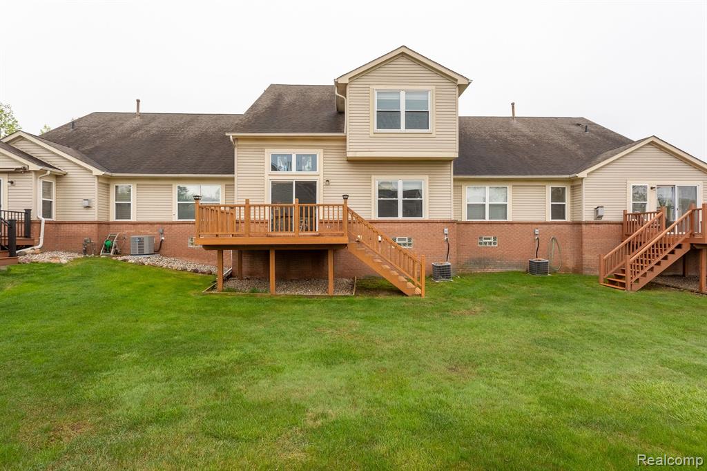 5496 GREENWAY Drive, 48, Trenton, MI 48183 — Photo 37