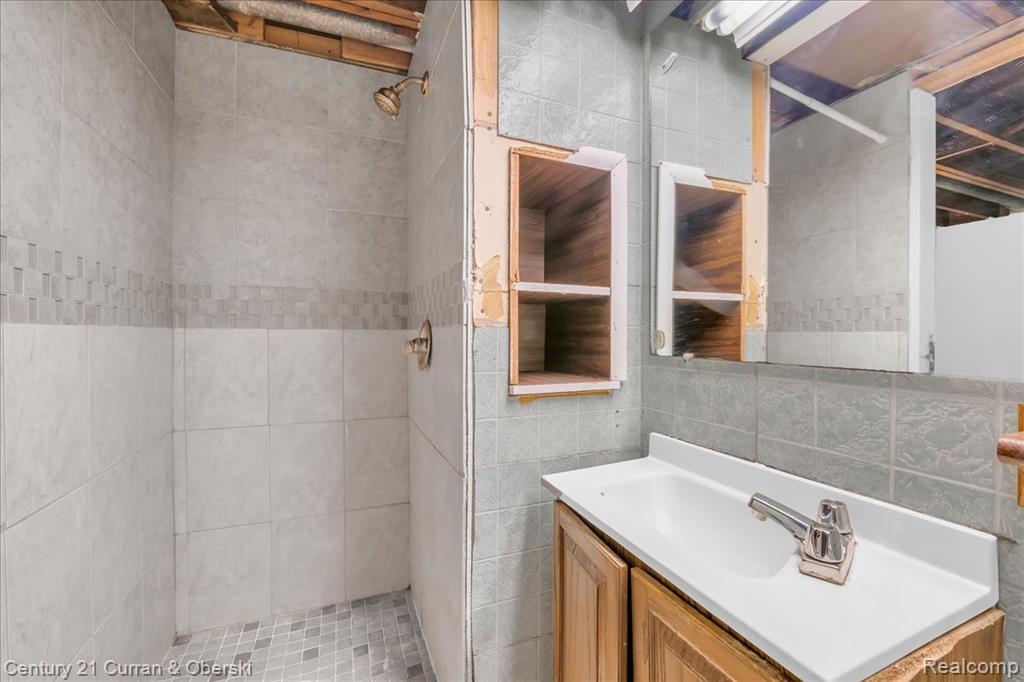 18616 Koester Street, Riverview, MI 48193 — Photo 16